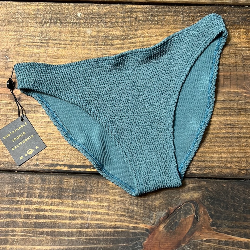Skatie crinkle bikini bottoms / Color EARTH